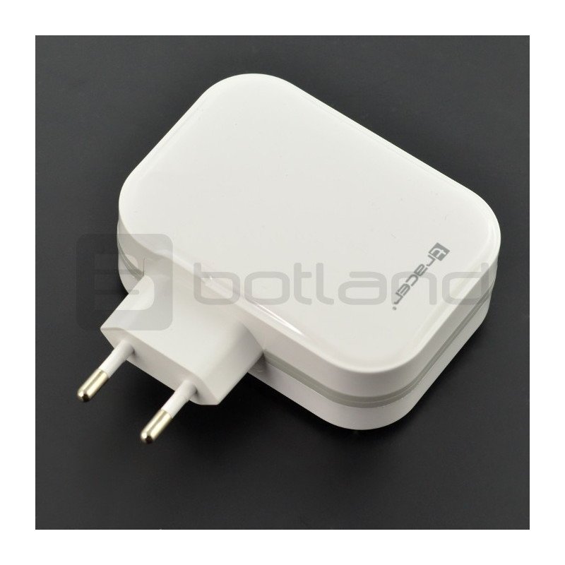 Universal USB charger Tracer 4x USB 5V 6,8A - white