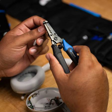 iFixit Mandible Wire Strippers - 10 - 30 AWG Insulation Stripper - IF145-547-1